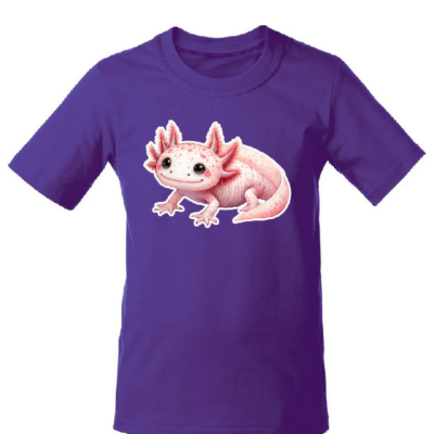 Unikátní dětské fialové tričko s axolotlem Originální tričko ve fialové barvě s barevným potiskem roztomilého axolotla potěší každé dítě! Vyrobeno ze 100% měkké bavlny, je ideální pro každodenní nošení, hraní i volný čas. Pohodlný střih a příjemný materiál zajistí maximální komfort po celý den.